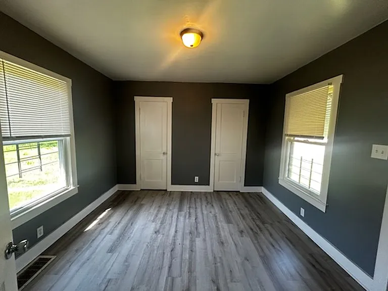 1708 W Gaulbert Ave — Photo 13