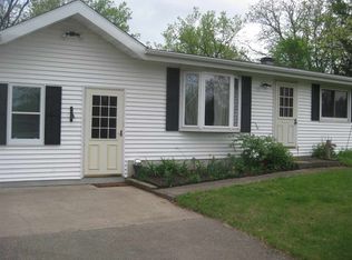 9893 15th Rd, Almond, WI 54909