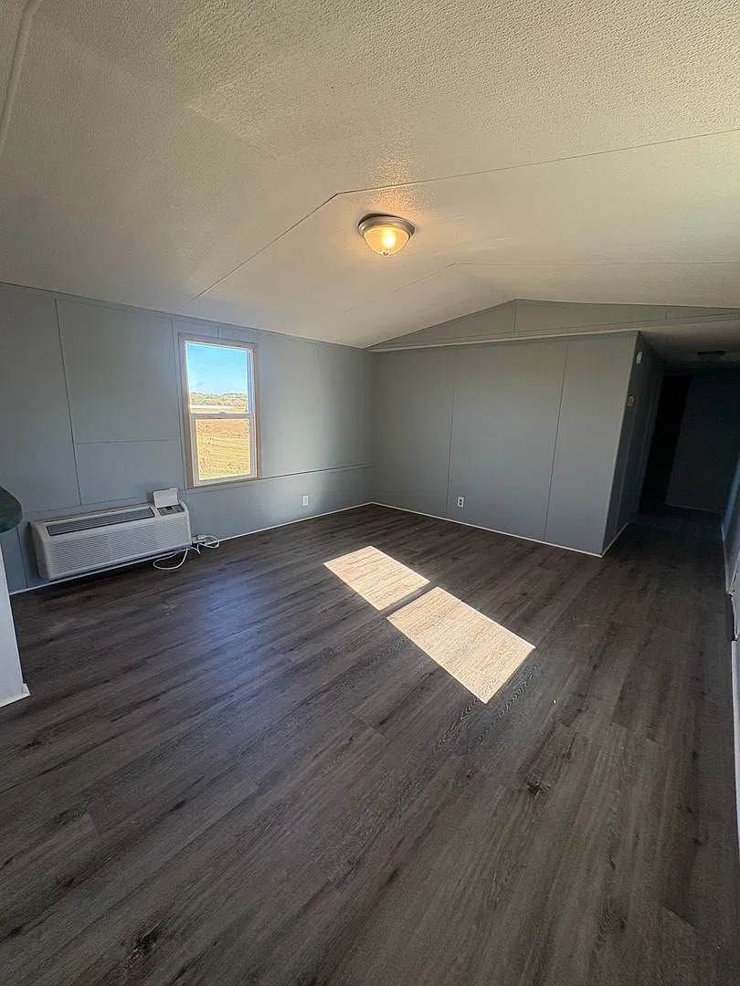 Peaceful 3BR - 2BR In Tompkinsville! — Photo 4