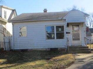 1156 13th Ave, Moline, IL 61265