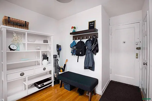 Sold by Akam Sales and Brokerage | media 14