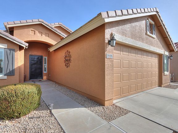 4th image of 2608 E DESERT WIND Drive