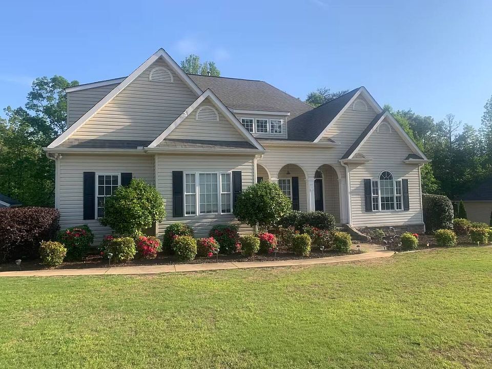 1st image of 208 Breckenridge Dr