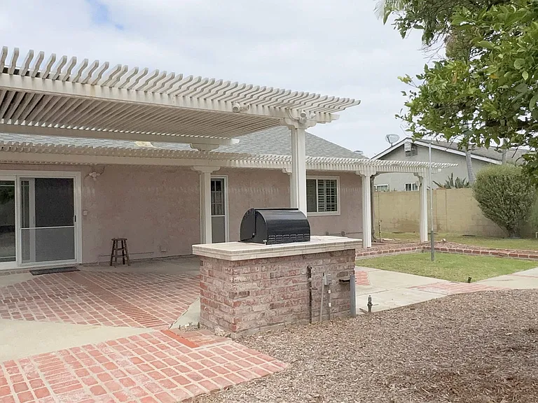 5418 Saratoga St — Photo 51