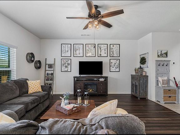 5th image of 1626 White Mountain Way