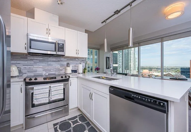 1320 1st St SE #1109 — Photo 8