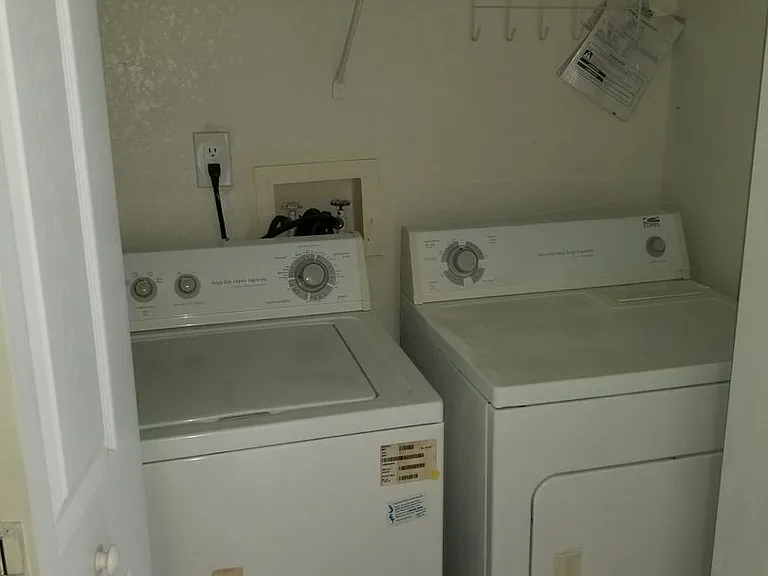667 Trinidad Ct — Photo 6
