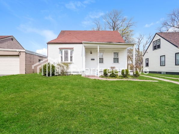 2272 Delavan Dr