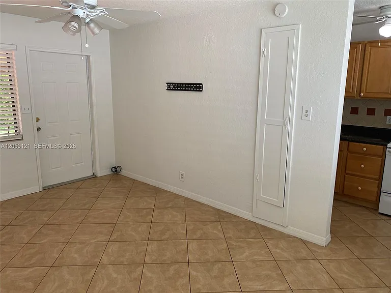 5616 Arthur St #S — Photo 3