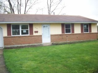 629 Benbow Cir, New Lebanon, OH 45345