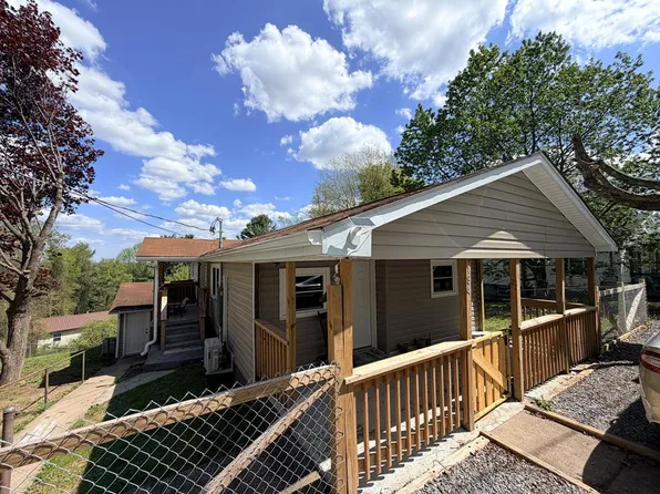 194 Haymarket Dr, Beckley, WV 25801