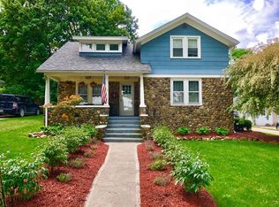 213 W Middle St, Chelsea, MI 48118