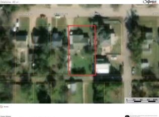 1707 California Ave, Chickasha, OK 73018