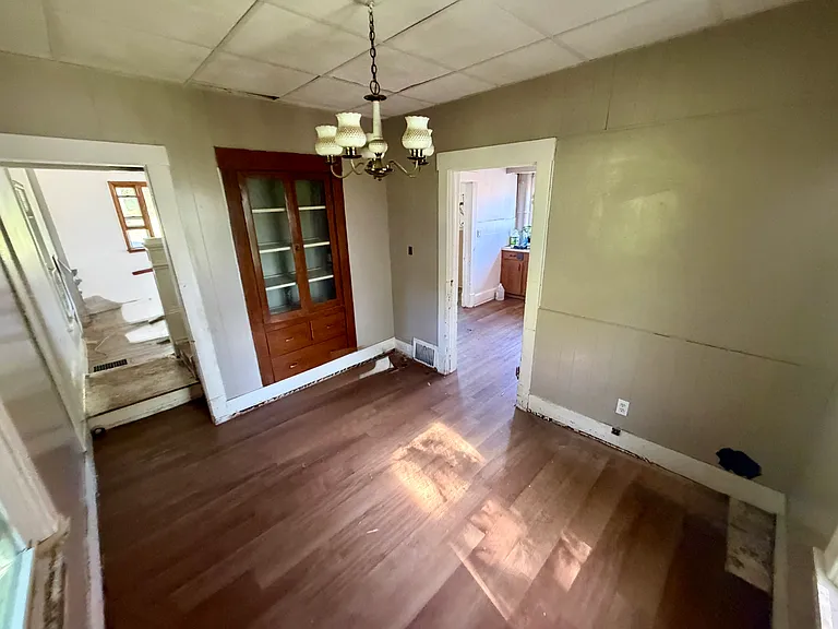 100 Perry St — Photo 5