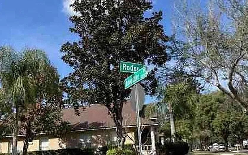 2nd image of 11144 Rodeo Ln