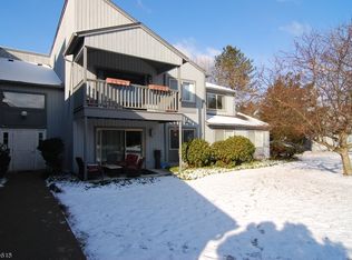 260 Drake Ln, Ledgewood, NJ 07852