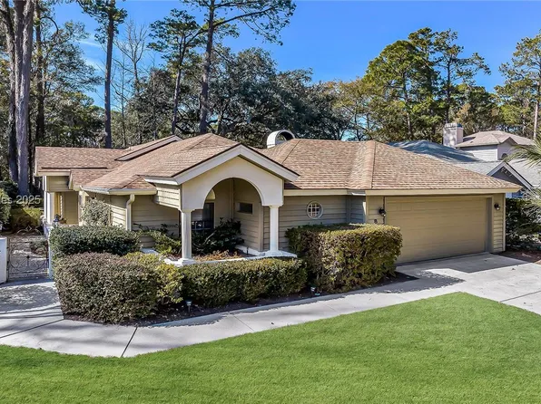 8 Knollwood Dr, Hilton Head Island, SC 29926