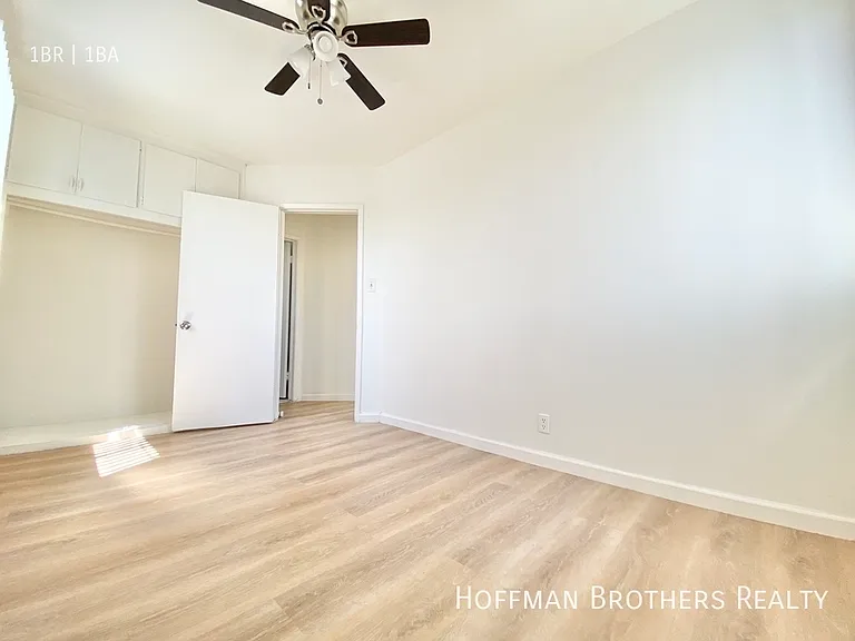 1425 W Jefferson Blvd #1/2 — Photo 4