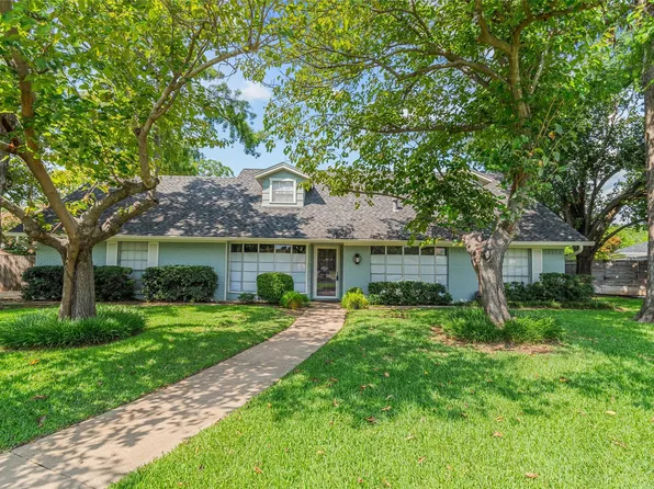 1805 Lakemont Dr, Arlington, TX 76013
