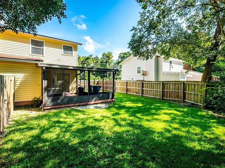 1016 Assisi Ln — Photo 3