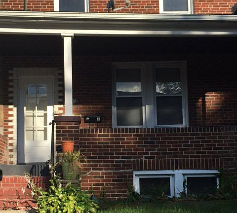 2nd image of 107 S Kossuth St