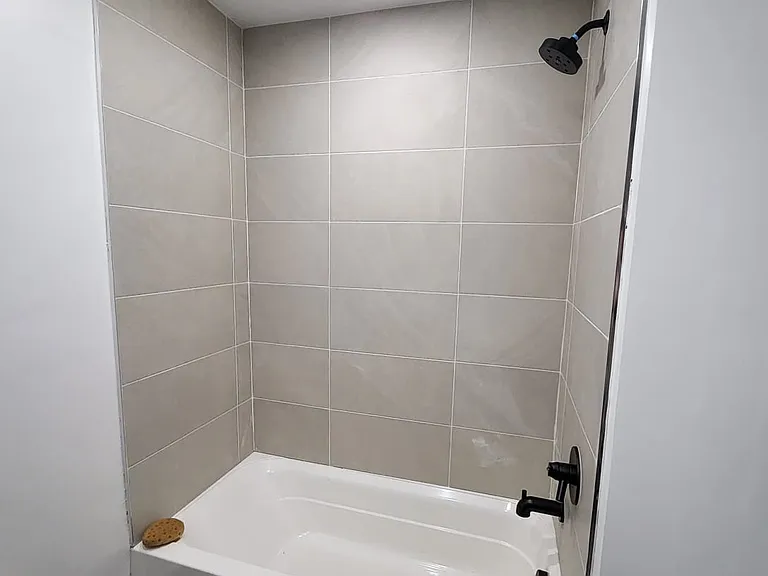 554 Market St #VAR9 — Photo 4