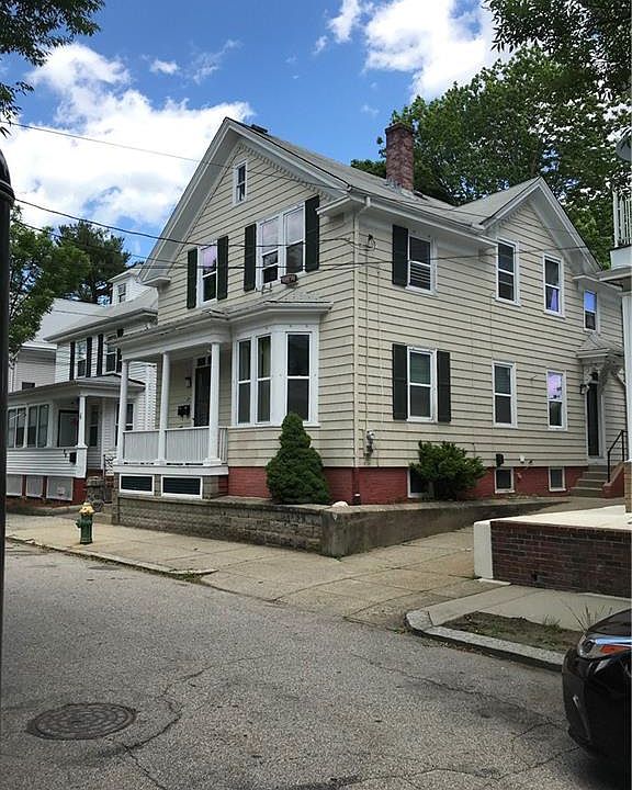 2nd image of 25 Winthrop Ave