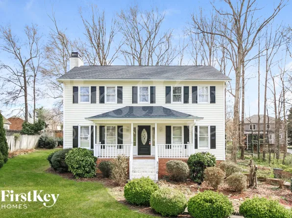 3110 Glenshire Dr, Winston Salem, NC 27127