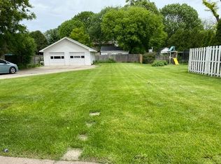 926 Winnebago Ave #926A, Oshkosh, WI 54901