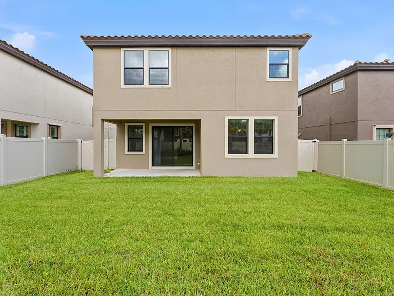 3940 Maurice Ave — Photo 43
