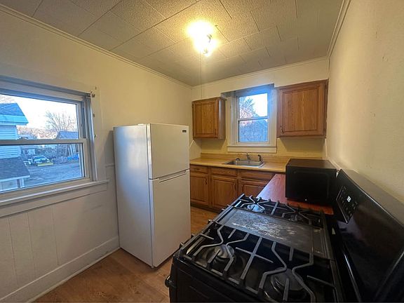 4th image of 200 Bleecker St #11129991