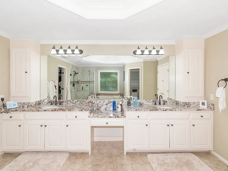1450 Hillcrest Hts — Photo 22