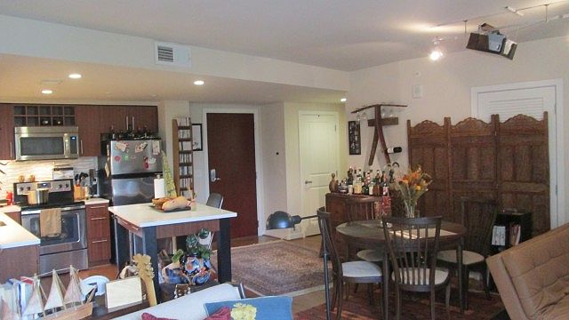 2nd image of 1510 Clarendon Blvd
