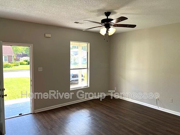 4th image of 1346 Snowden Ave