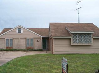 2714 Sunnybrook Ln, Enid, OK 73703