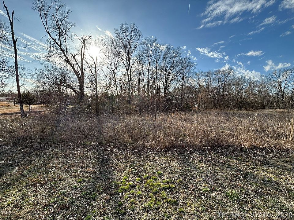 1st image of 4 4286th St