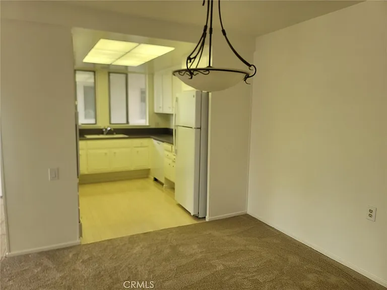 715 Avenida Majorca #O — Photo 8