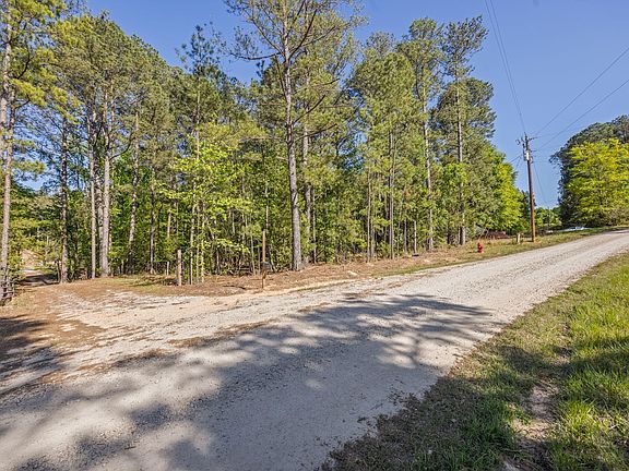 2nd image of 1060 Sims Road
