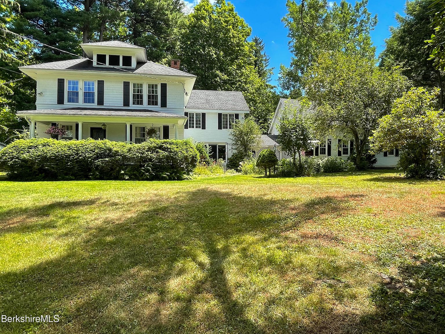 1 Eaton Ln, Pittsfield, MA 01201 | Zillow