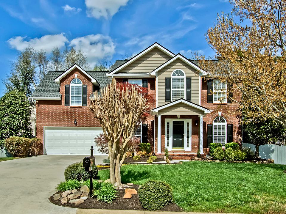 1st image of 3320 Maple Valley Ln
