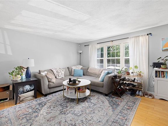 4th image of 5804 Post Rd APT 2