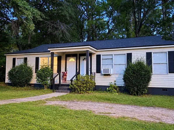 1103 Tacoma St, Dothan, AL 36303