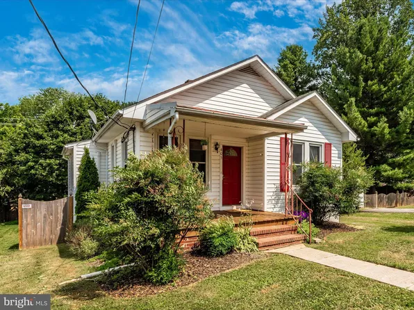 405 Carroll Ave, Mount Airy, MD 21771