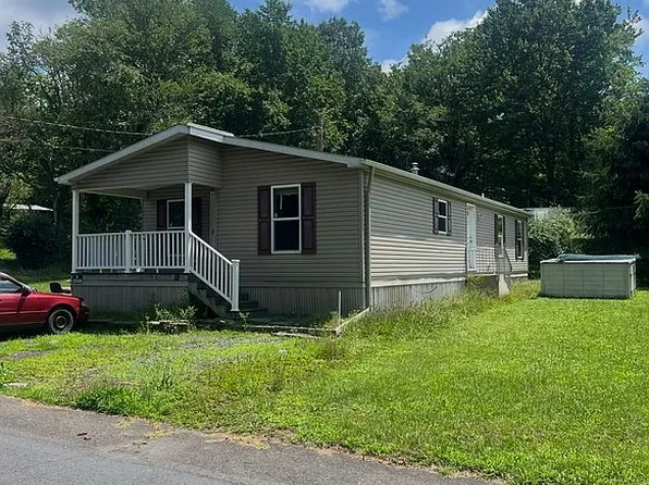 12 Draper St, Gilberton, PA 17934