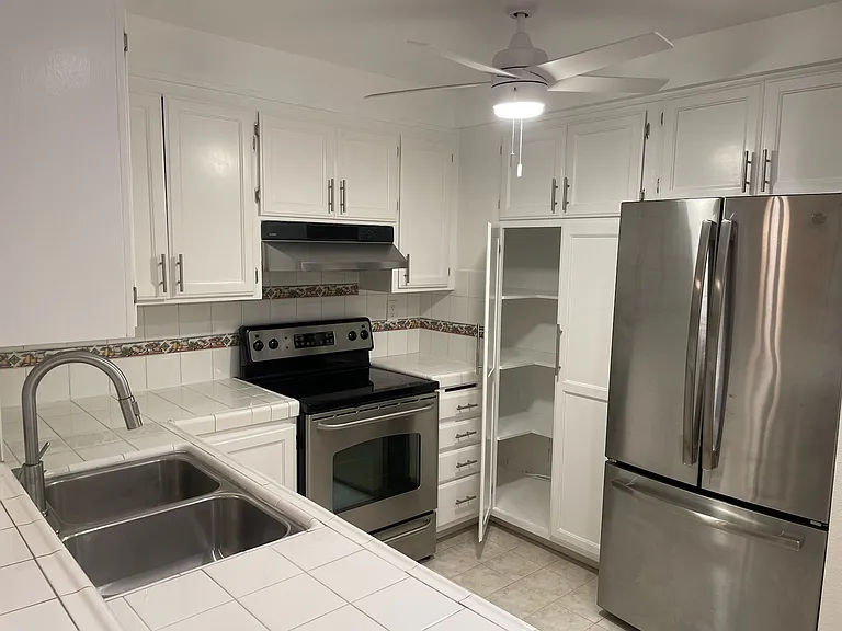 360 S Euclid Ave #122 — Photo 25