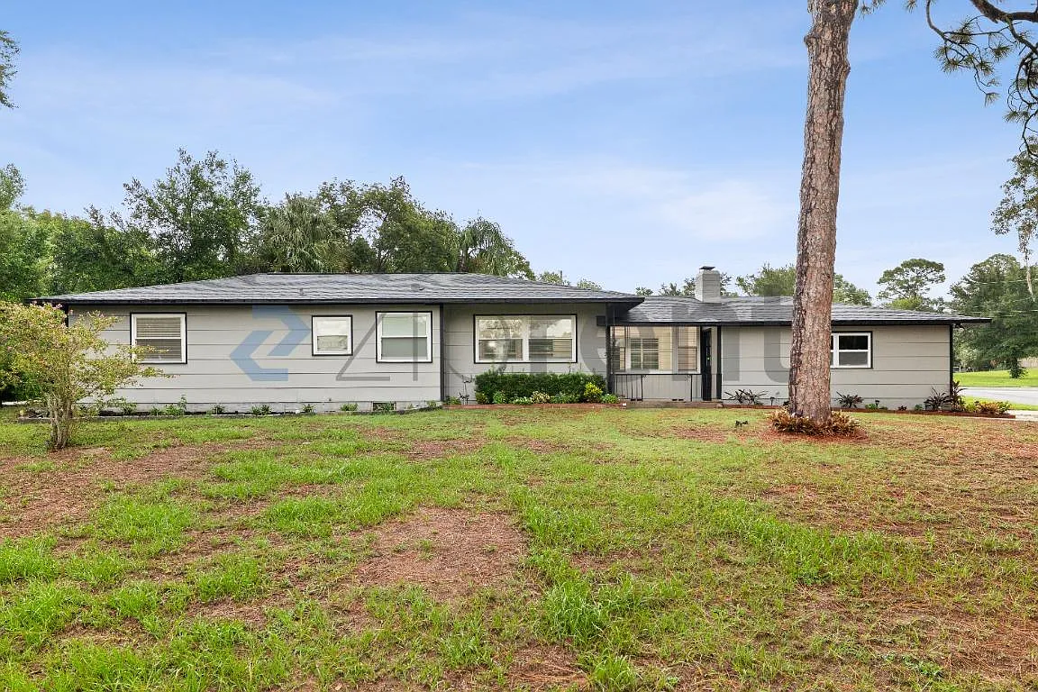 Mount Dora — Photo 3