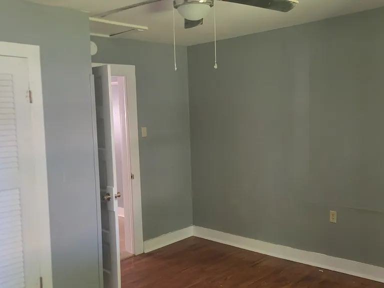224 W McCallen Rd — Photo 8