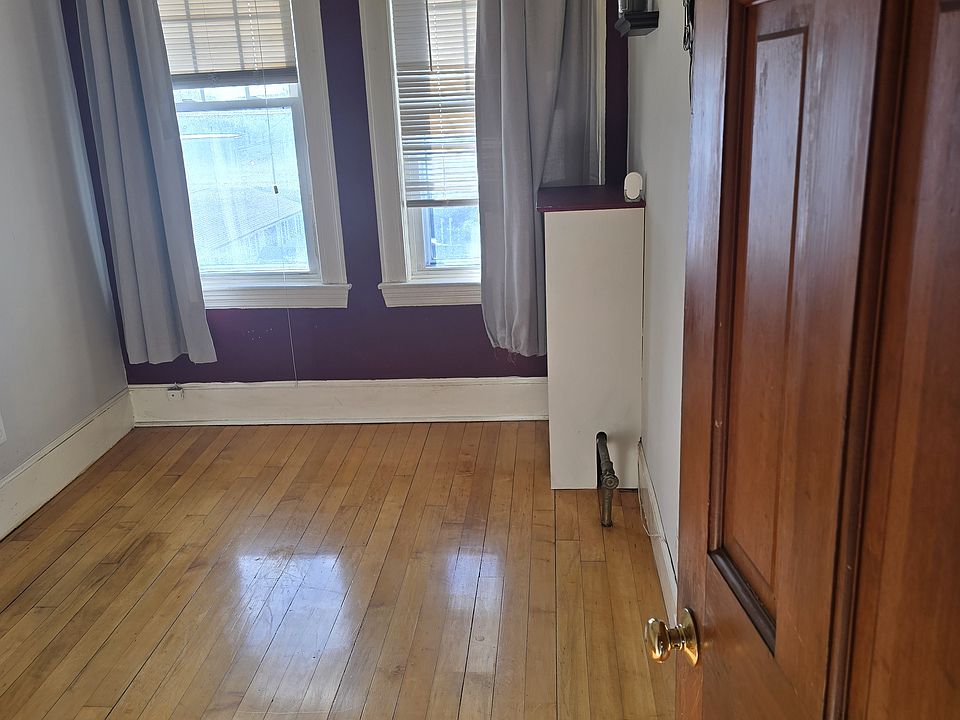 1st image of 12 Dolphin Ave #5