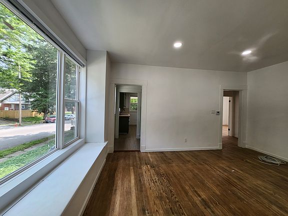 5th image of 102 S 25th St