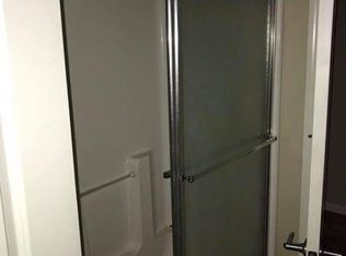 1601 SW Lane St APT 202, Topeka, KS 66604